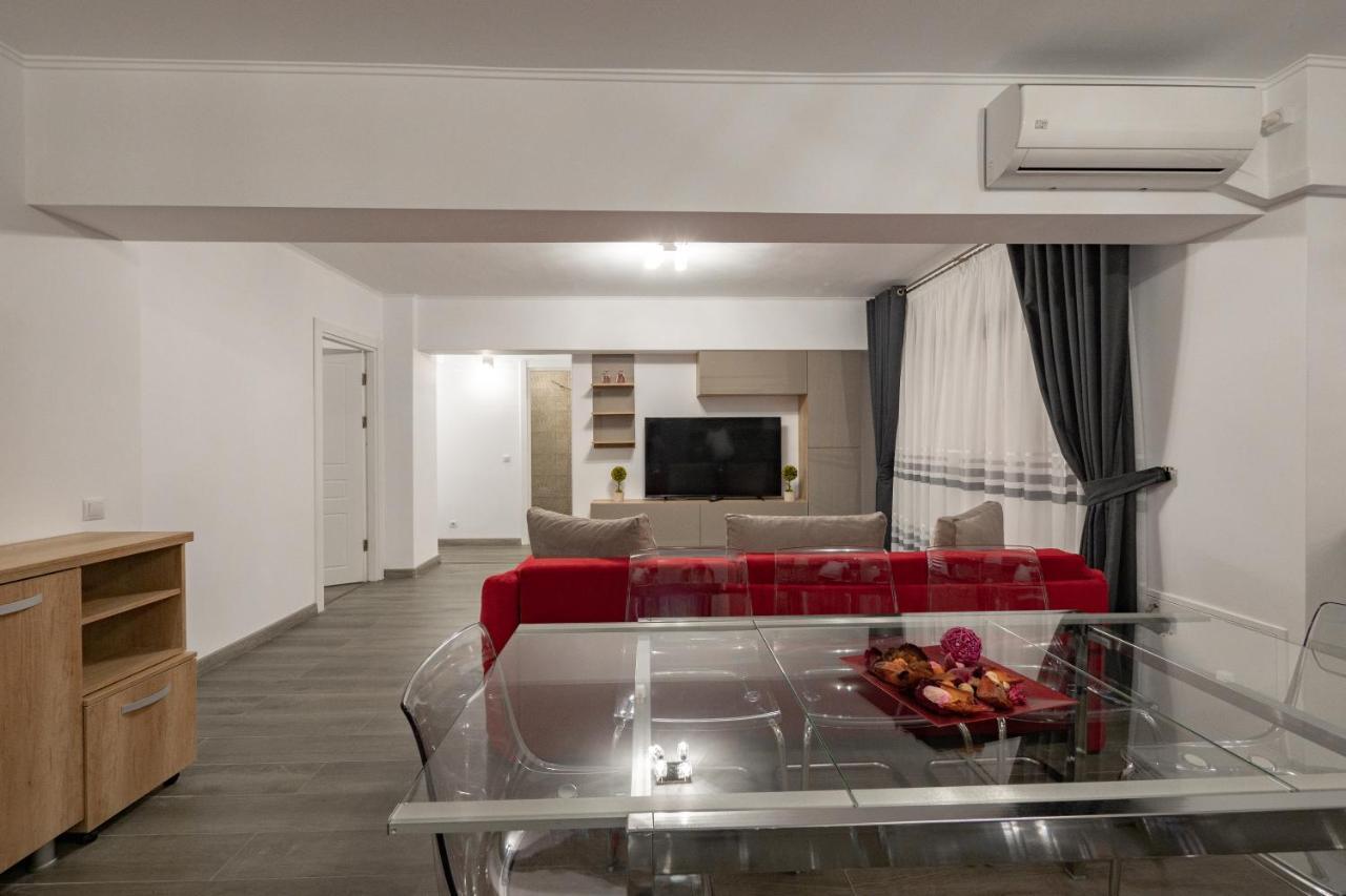Luxury Ultracentral Piteşti Esterno foto
